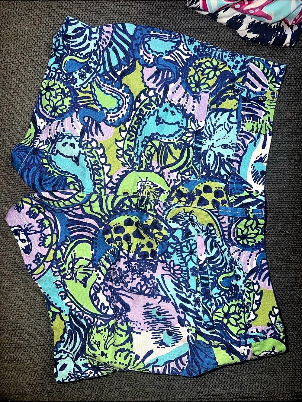 Lilly Pulitzer Printed Shorts Size 10 Like New